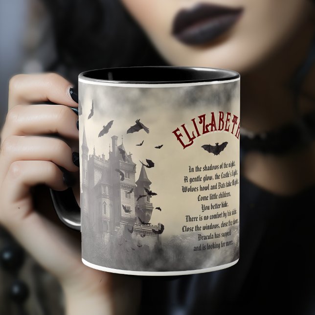 Taza Halloween del castillo de Drácula Gótica embrujado (Gothic Castle and Bats Mug)