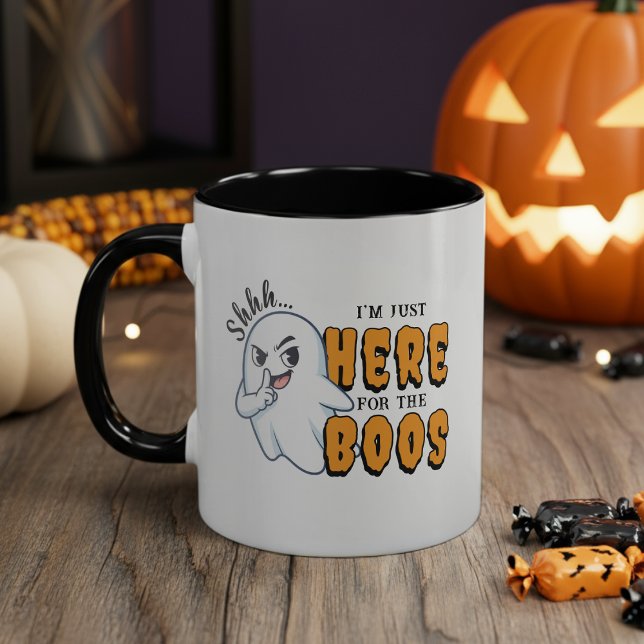 Taza Halloween es un divertido juego de palabras para l (Halloween Funny Ghost Pun Just Here for the Boos Mug
)