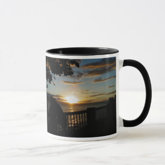 Taza hawaiana de la puesta del sol