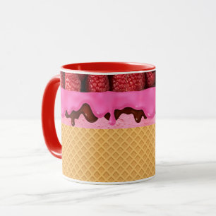 Taza Helado de Fresa con Cono de Waffle