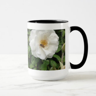 Taza Hermosa Abeja En La Fotografía De La Naturaleza Ro