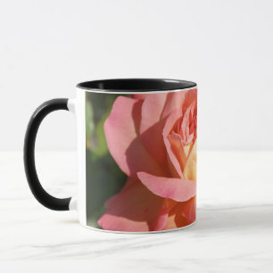 Taza Hermosa flor de rosa rosa y amarilla, personalizad