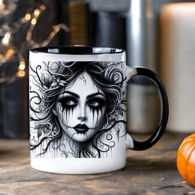 Taza Hermosa mujer gótica (Subido por el creador)