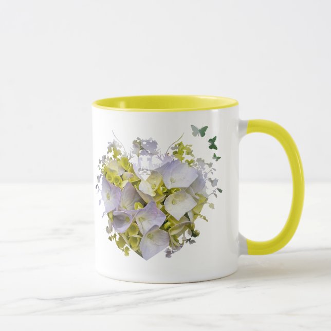 Taza Hidrangeas en un corte cardíaco (Derecha)