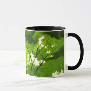 Taza Hojas de arce con gotas de lluvia