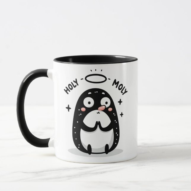 Taza Holy Moly Cute Praying Mole Mug – Funny Animal Pun (Izquierda)