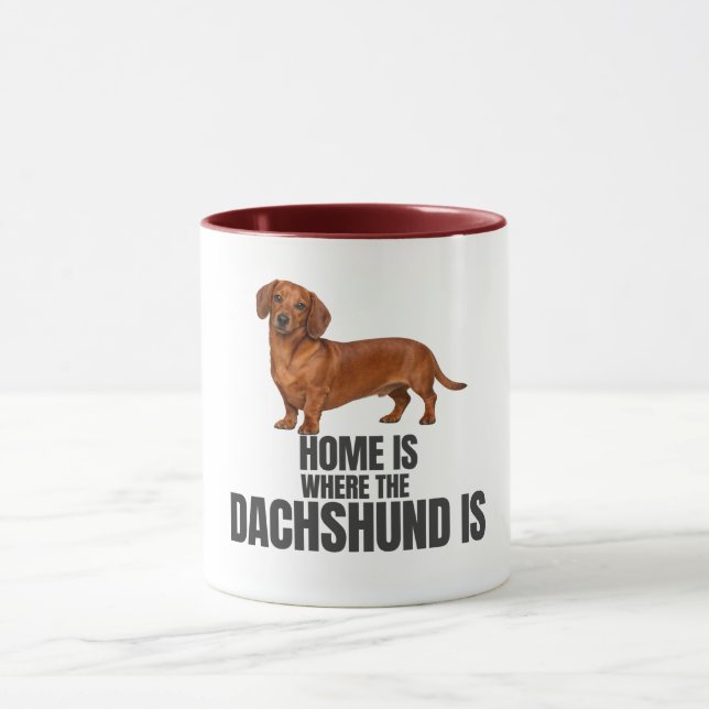 Taza Home Is Where the Red Dachshund Is Coffee Mug (Centro)