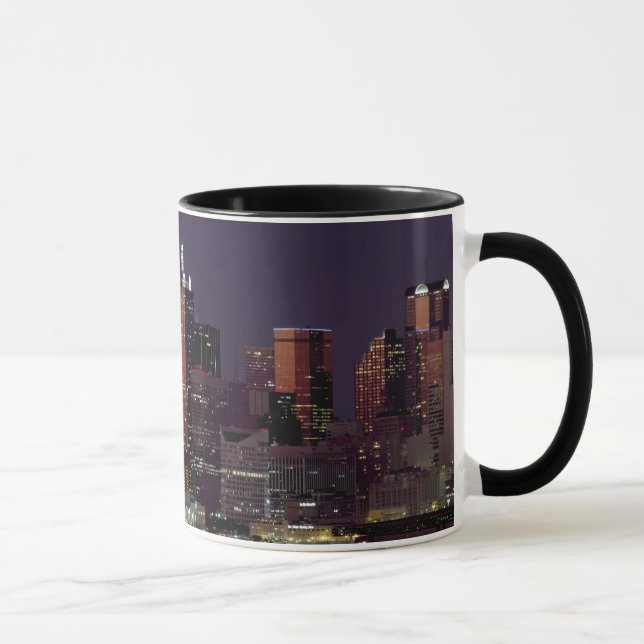 Taza Horizonte de Dallas en la noche (Derecha)