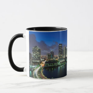 Taza Horizonte urbano elevado desde Brickell Key