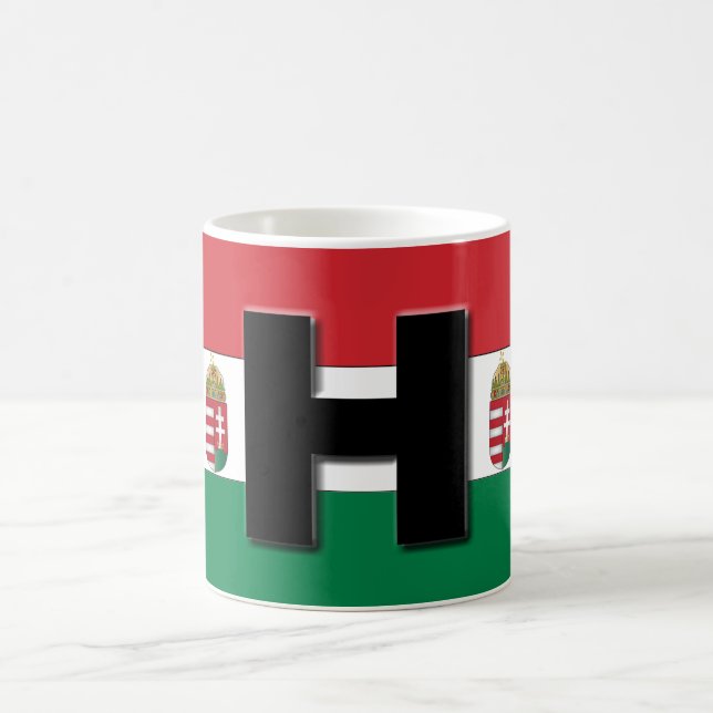 Taza húngara de la bandera y del escudo (Centro)