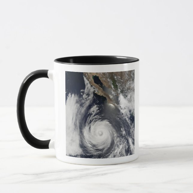 Taza Huracán Douglas (Izquierda)