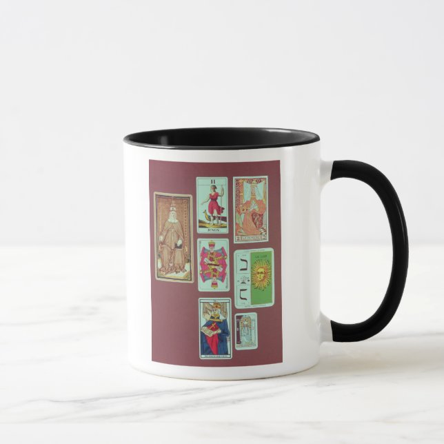 Taza II la alta sacerdotisa (Derecha)