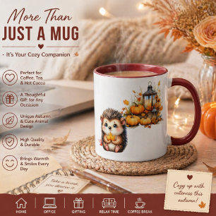 Taza Ilustración de adorable erizo de otoño con escaler