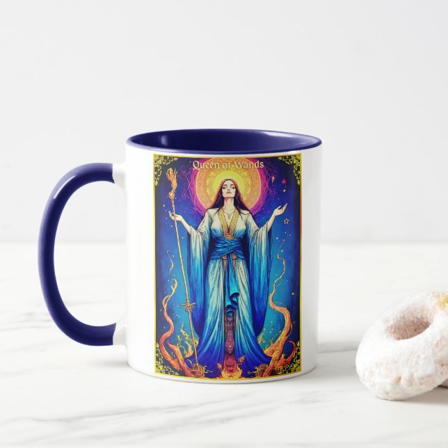 Taza Ilustración de carta de tarot, Reina de Bastos (Con donut)