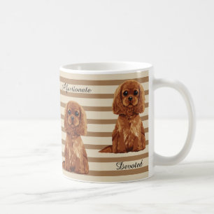 Taza ilustrada arrogante del perro de aguas de rey