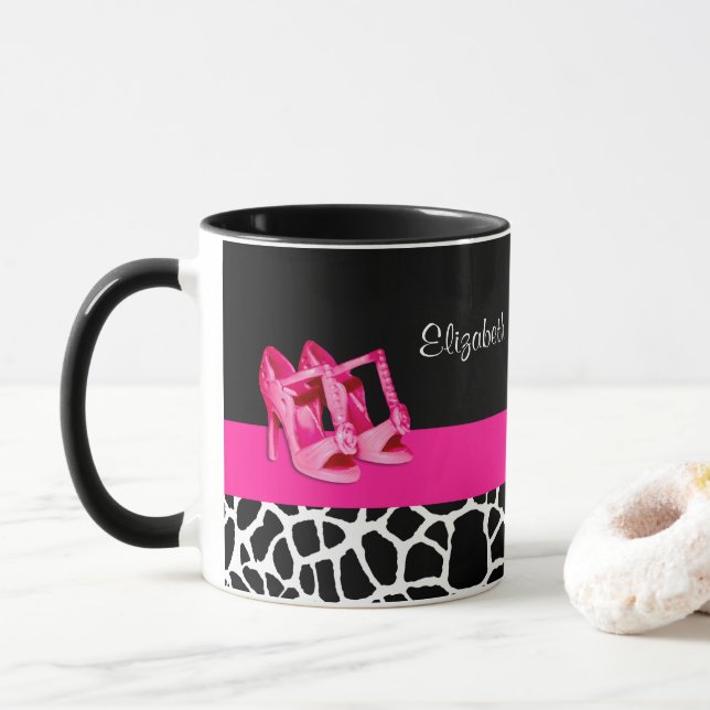 Taza Impresión de jirafas de jirafa tieso zapatos y nom (Con donut)
