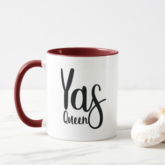 Taza Impresión de la reina de Yas (Con donut)