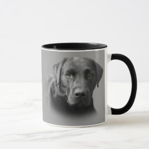 Taza impresionante del labrador retriever