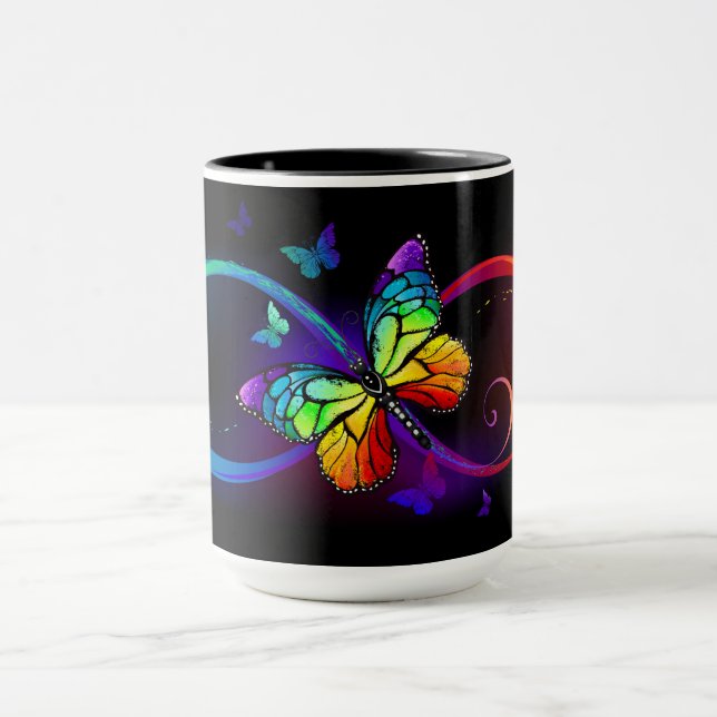 Taza Infinidad vibrante con mariposa arco iris sobre ne (Centro)