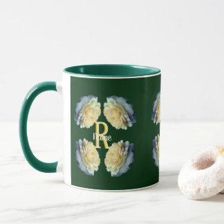 Taza Inicial de monograma personalizado con rosas amari