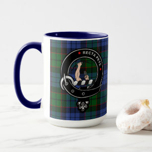 Taza Insignia y ajuste de clan Fletcher en torno a Tart