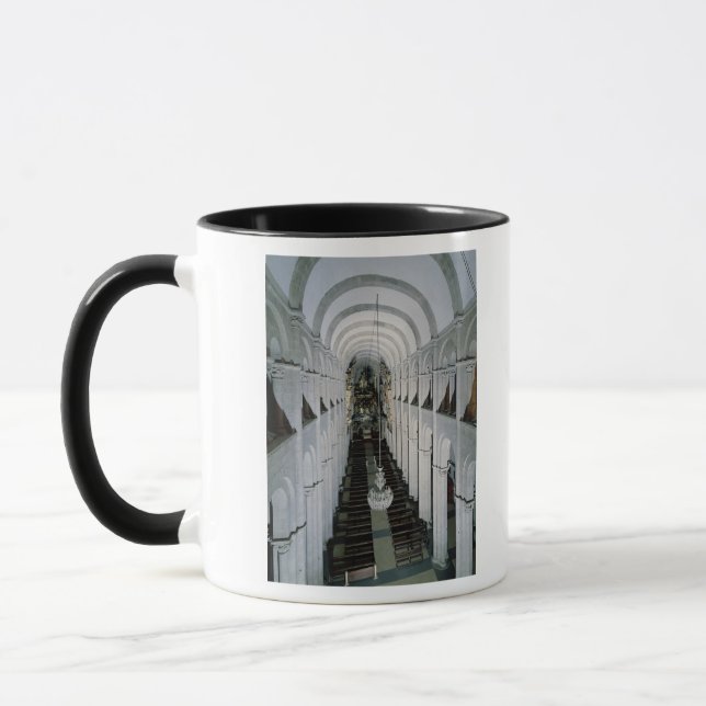 Taza Interior de la catedral comenzada en 1078 (Izquierda)