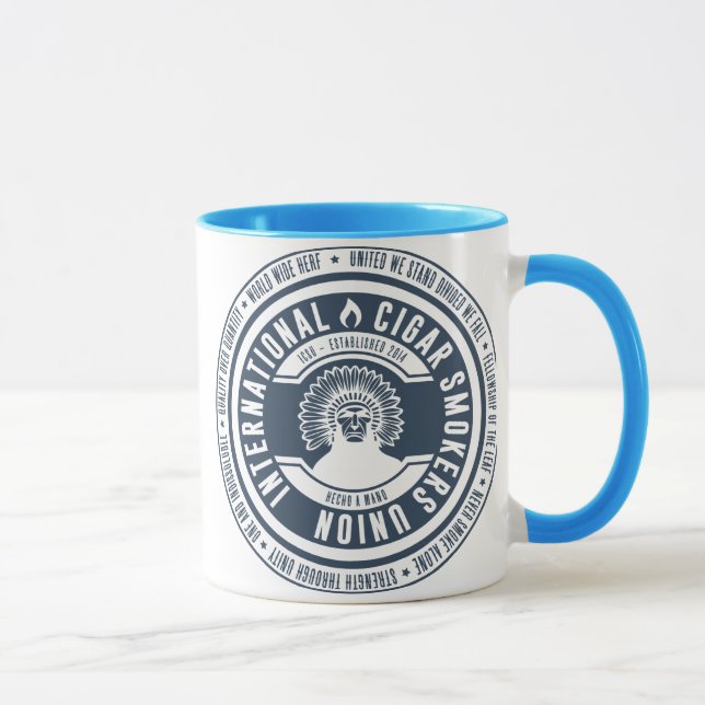 Taza internacional de la unión de los fumadores de (Derecha)