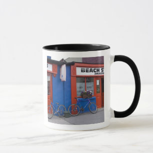 Taza Irlanda, Strandhill. Fachadas de tiendas con bicic