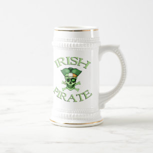 Taza irlandesa del pirata del día de St Patrick