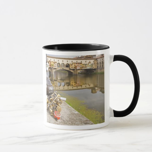 Taza Italia, Florencia, encerramientos de amor y reflex (Derecha)