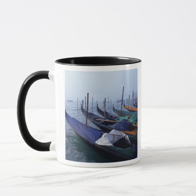 Taza Italia, Venecia. Gondolas. (Izquierda)