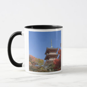 Taza Japón, Kioto, Pagoda en color otoño