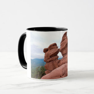 Taza Jardín del monumento de los dioses y montañas