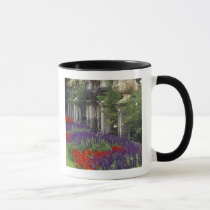 Taza Jardín en el Palacio de Mirabell, Salzburgo, Austr