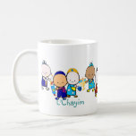 Taza judía de los bebés del día de fiesta<br><div class="desc">10 niños adorables se vistieron en atuendo judío del día de fiesta,  incluyendo Chanukah,  Passover,  Rosh Hashanah,  Purim,  y Shabbat. Perfeccione para todas las ocasiones</div>