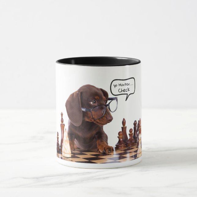 Taza Jugador de ajedrez de Dachshund (Centro)