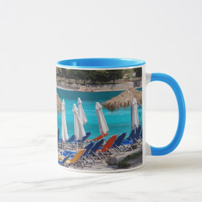 Taza Ksamil, ciudad frente a la playa (Derecha)