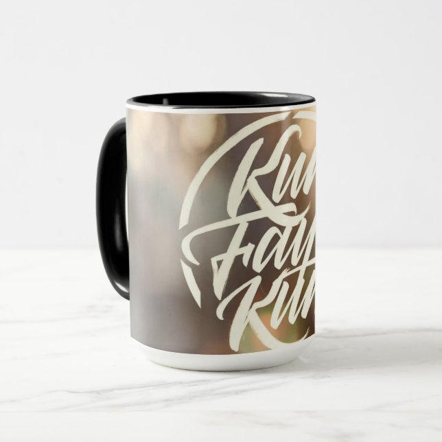 Taza Kun Faya Kun | Modern Arabic Calligraphy Ceramic  (Anverso izquierdo)