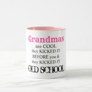 Taza La abuela es una cita graciosa y genial de la viej