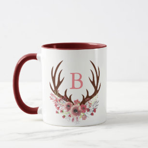 Taza La acuarela florece la letra inicial de las astas