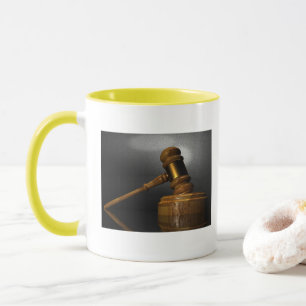 Taza La asesoría jurídica de la justicia personaliza