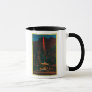 Taza La caída del fuego del punto del glaciar