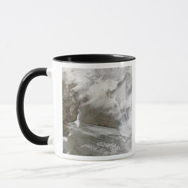 Taza La cubierta de nieve rodea a Bo Hai (Izquierda)