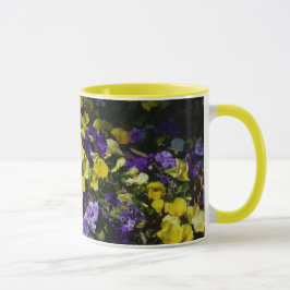 Taza La ladera de los Pansies morado y amarillo