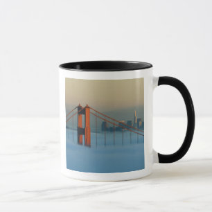 Taza La niebla atraviesa la bahía de San Francisco