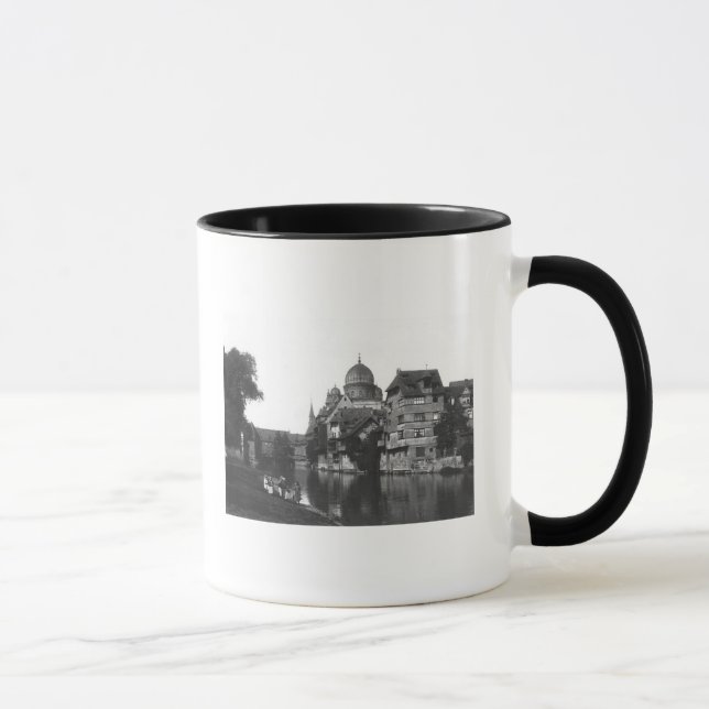 Taza La sinagoga en Nuremberg, c.1910 (Derecha)