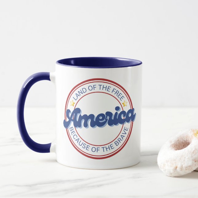 Taza La tierra de los libres debido a los valientes Est (Con donut)