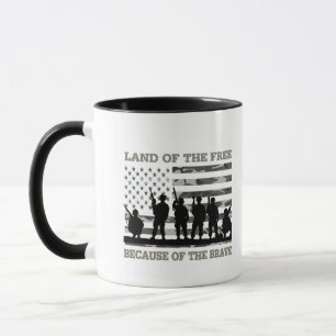 Taza La tierra de los libres por el valiente patriótico