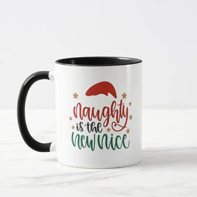 Taza La traviesa es el nuevo Navidad gracioso de Niza S (Izquierda)