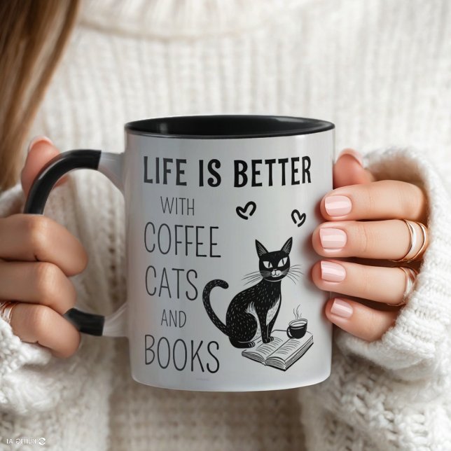 Taza La vida es mejor con los cafés y los libros (Subido por el creador)